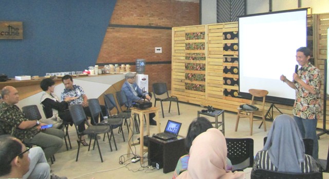 BAGAIMANA DATANGKAN WISATAWAN MANCANEGARA KE EVENT PARIWISATA DI INDONESIA