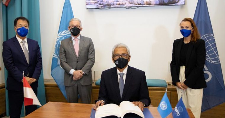 INDONESIA BERKOMITMEN JUNJUNG PRINSIP ETIKA PARIWISATA