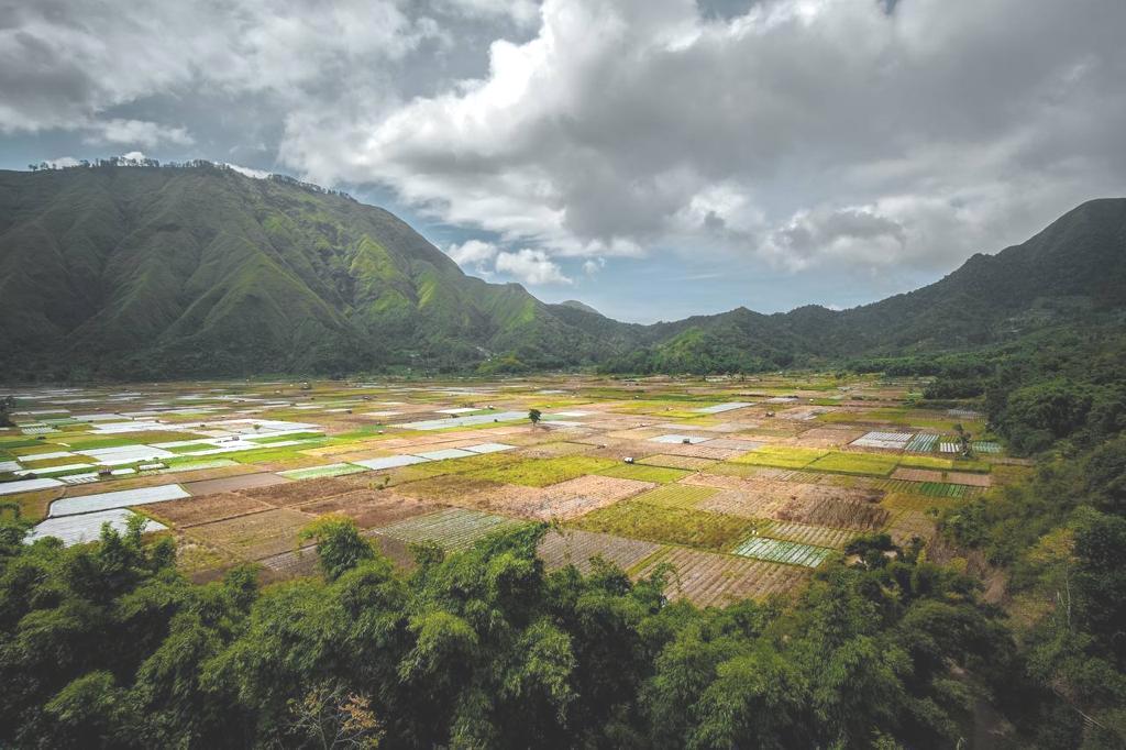 SEMBALUN SEVEN WONDERS DI RINJANI GEOPARK