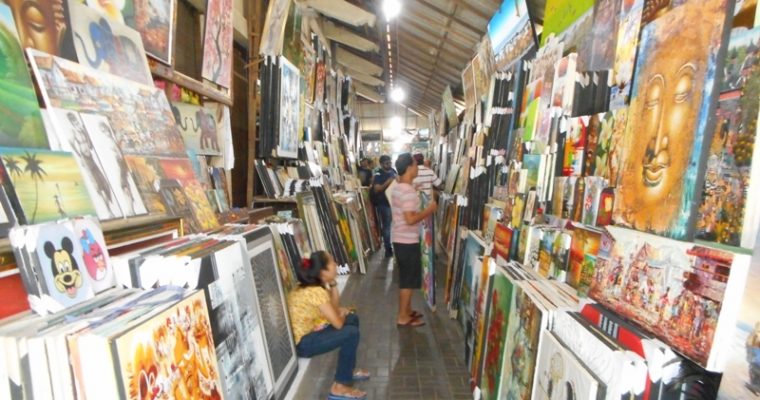TIGA PASAR DI UBUD TEMPAT BELANJA SUVENIR KHAS BALI