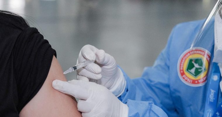 INDUSTRI PARIWISATA SIAP MENDUKUNG TERWUJUDNYA WISATA VAKSIN DI BALI