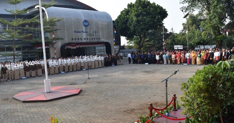 KEMENPAREKRAF DUKUNG PERCEPATAN VAKSINASI BAGI MASYARAKAT DI DESTINASI BANDUNG