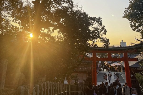 TRIPTOUR HADIR UNTUK MENJAWAB KEAMANAN BERLIBUR BERSAMA LAYANAN LIBURAN ONLINE