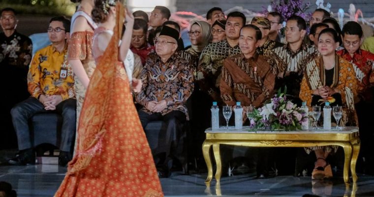ISTANA BERBATIK HADIRKAN KEINDAHAN BATIK NUSANTARA