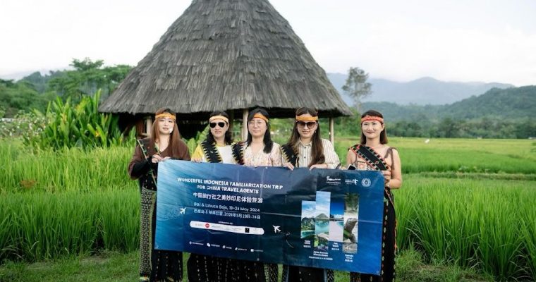 KEMENPAREKRAF GELAR FAMTRIP BAGI AGEN-AGEN PERJALANAN TIONGKOK UNTUK MENGENAL BALI+LABUAN BAJO