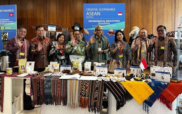 PROMOSI POTENSI KEKAYAAN INTELEKTUAL INDONESIA DI PERTEMUAN NEGARA-NEGARA ANGGOTA WIPO DI SWISS