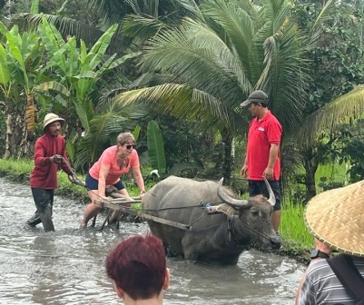 JANGAN LUPAKAN ‘’I’’ (INCENTIVE) DALAM MEMBANGUN INDUSTRI MICE DI INDONESIA