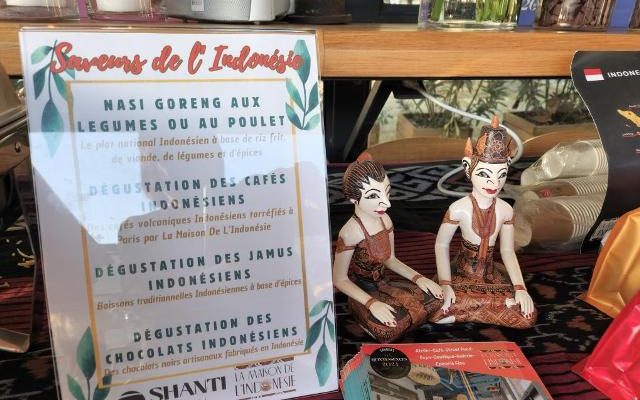 PROMOSI EKSLUSIF PARIWISATA INDONESIA DALAM PERAYAAN 20 TAHUN SHANTI TRAVEL DI PARIS